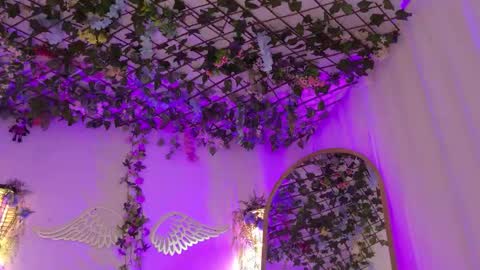 Isabella        online show from March 6, 10:17 pm