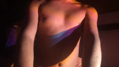 isaac_akamu online show from February 10, 1:11 pm