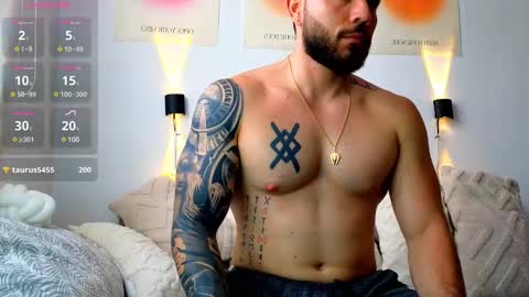 Snapshot of isaac_carter chatting on March 9, 1:48 pm Isaac carter online show from March 9, 1:48 pm