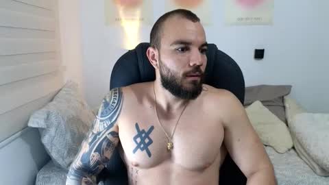 Snapshot of isaac_carter chatting on September 15, 8:36 am Isaac carter online show from September 15, 8:36 am