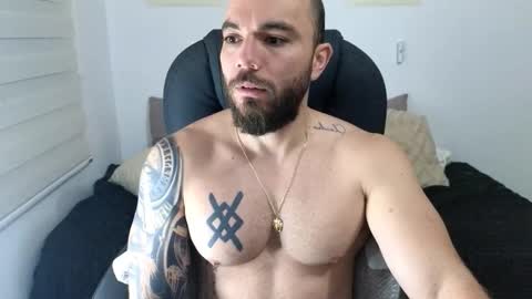 Snapshot of isaac_carter chatting on November 2, 11:01 am Isaac carter online show from November 2, 11:01 am