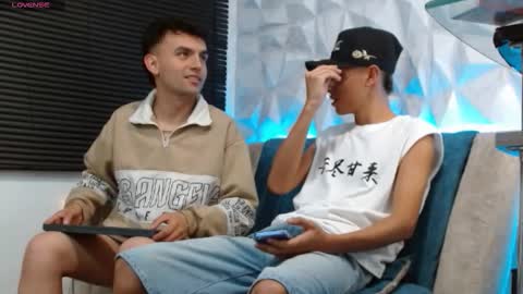 Isaac tan online show from December 15, 3:00 am