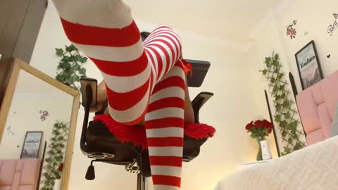 Snapshot of isabela_ferrer_ chatting on January 29, 4:30 pm I S A online show from January 29, 4:30 pm