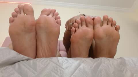 Snapshot of isabela_ferrer_ chatting on October 15, 3:12 pm I S A online show from October 15, 3:12 pm