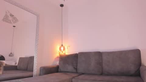 Isabela online show from November 3, 12:06 pm