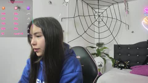 Snapshot of isabela_tay chatting on November 6, 11:55 am ISABELA online show from November 6, 11:55 am