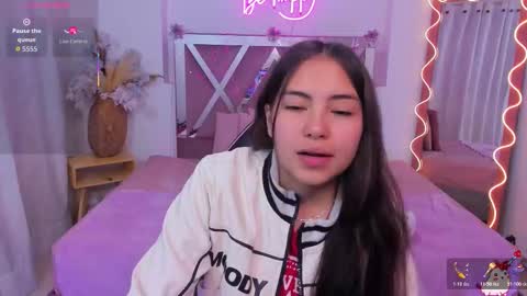 Snapshot of isabela_tay chatting on December 4, 11:41 am ISABELA online show from December 4, 11:41 am