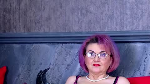 Isabella Conte online show from December 16, 10:34 pm