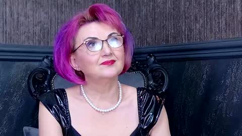 Isabella Conte online show from January 25, 5:08 pm