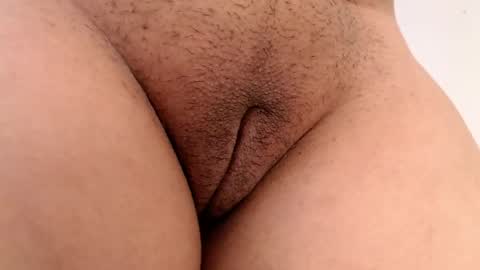 isabelateran online show from April 3, 6:06 pm