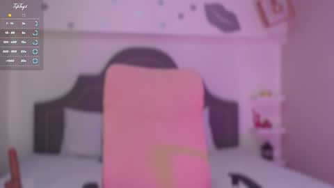 Snapshot of isabella__shine chatting on January 22, 6:41 pm Isa online show from January 22, 6:41 pm
