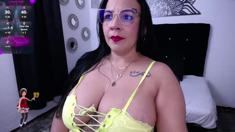Snapshot of isabella_diprinzio chatting on January 7, 1:06 am Isabella Di Prinzio online show from January 7, 1:06 am