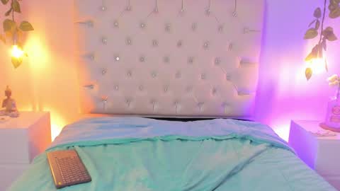   online show from September 16, 8:54 pm