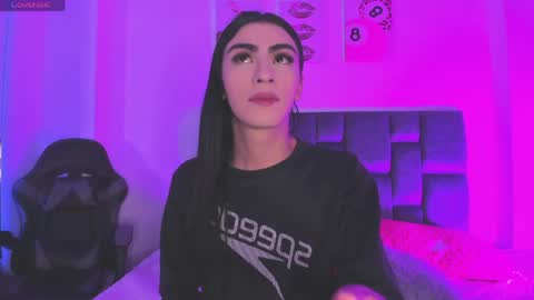 Snapshot of isabella_moon9 chatting on April 28, 12:10 pm Isabella Moon9 online show from April 28, 12:10 pm