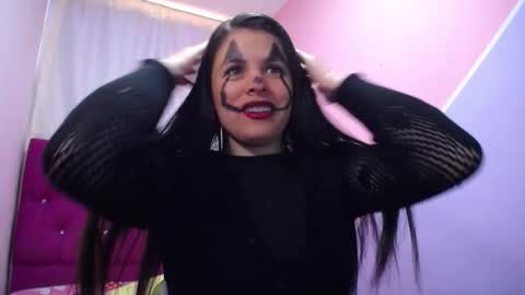 Snapshot of isabella_nice_ chatting on October 27, 2:10 pm abby online show from October 27, 2:10 pm