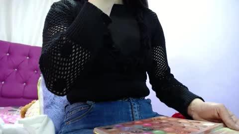 Snapshot of isabella_nice_ chatting on October 28, 2:15 am abby online show from October 28, 2:15 am