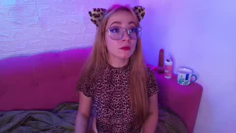 Snapshot of isabella_noir1 chatting on November 25, 1:16 am Isabella online show from November 25, 1:16 am