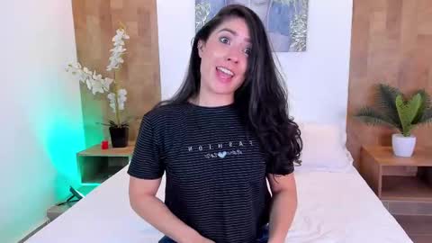 isabella_winkler online show from December 14, 4:12 pm