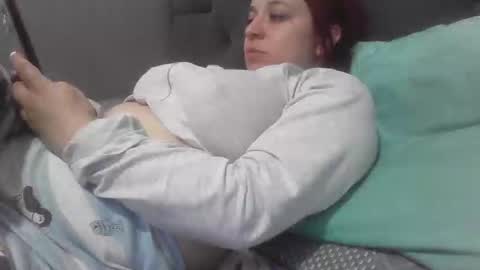 Snapshot of isabellaa_hills_ chatting on October 8, 5:32 pm isabellaa_hills_ online show from October 8, 5:32 pm