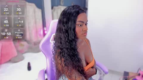    v online show from December 7, 9:00 pm