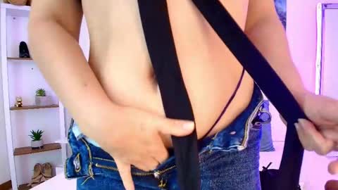 Isabella  online show from May 21, 2:46 pm