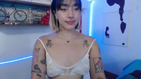 Snapshot of isabellakoff chatting on January 8, 5:48 pm Tati - online show from January 8, 5:48 pm