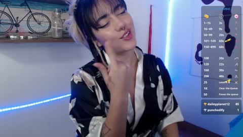 Snapshot of isabellakoff chatting on January 11, 5:51 pm Tati - online show from January 11, 5:51 pm