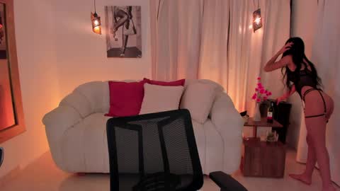 ISABELLA  online show from April 19, 3:55 pm