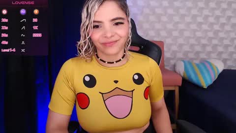 Isabella Mout  online show from January 26, 9:40 pm