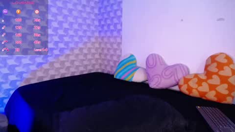 Isabella Mout  online show from February 26, 6:54 pm