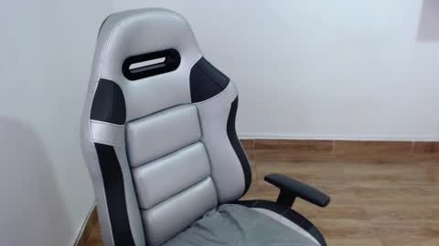 Isa online show from February 22, 7:12 pm