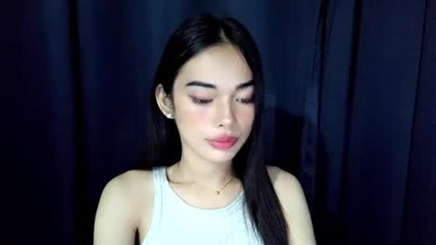 Isabelle online show from September 22, 1:13 pm