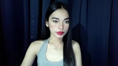 Isabelle online show from October 20, 1:00 pm