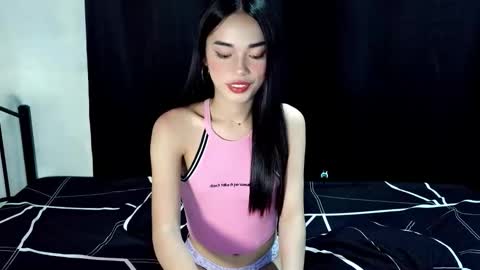 Isabelle online show from February 16, 4:03 pm