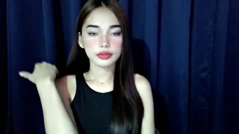 Isabelle online show from February 22, 3:10 pm