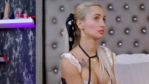 IsabelleEthan online show from February 22, 2:39 am