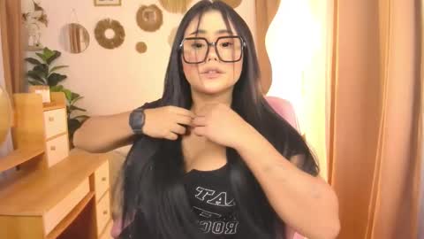 isabelliza princess online show from February 10, 7:45 am