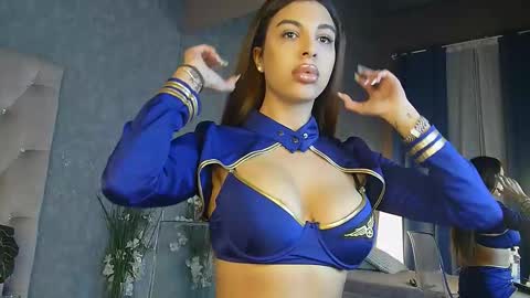 IsabellRay online show from February 18, 7:04 am