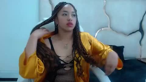 Snapshot of isabellrodriguez18 chatting on January 22, 7:03 am isabellrodriguez18 online show from January 22, 7:03 am