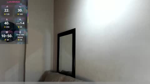 Snapshot of isasanders chatting on November 30, 7:29 pm I S A S AN D E R S online show from November 30, 7:29 pm