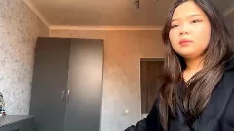 isascullark online show from February 23, 6:55 am