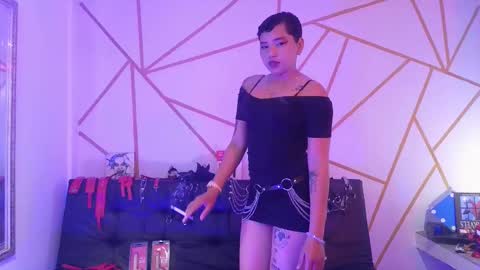 isabela online show from October 17, 9:50 pm