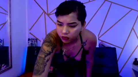 isabela online show from November 11, 4:56 am