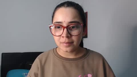 Emma online show from March 11, 2:54 am