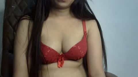 Snapshot of ishika_ishu chatting on October 15, 11:05 pm ishika_ishu online show from October 15, 11:05 pm