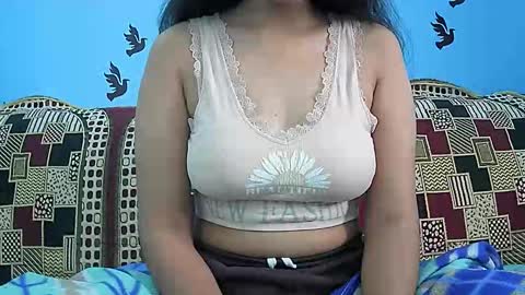 ishika_singh_ online show from December 16, 3:33 am