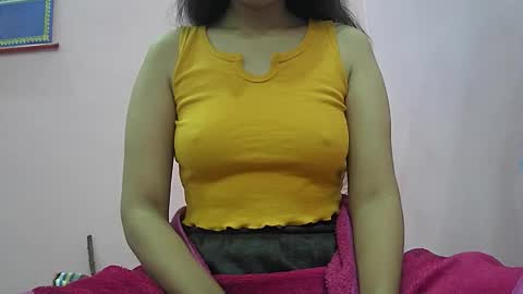 ishika_singh_ online show from January 12, 2:28 am