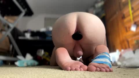 Snapshot of ishouldntbeonhereagain chatting on December 9, 4:23 am Daddy Master Master Daddy online show from December 9, 4:23 am