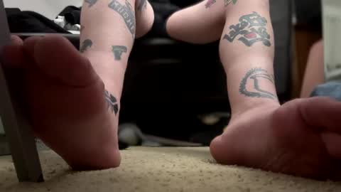 Snapshot of ishouldntbeonhereagain chatting on January 4, 11:48 pm Daddy Master Master Daddy online show from January 4, 11:48 pm