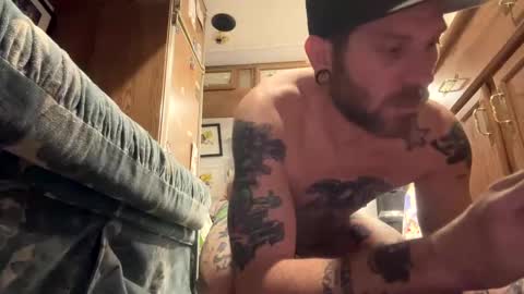 Snapshot of ishouldntbeonhereagain chatting on October 23, 6:56 am Daddy Master Master Daddy online show from October 23, 6:56 am